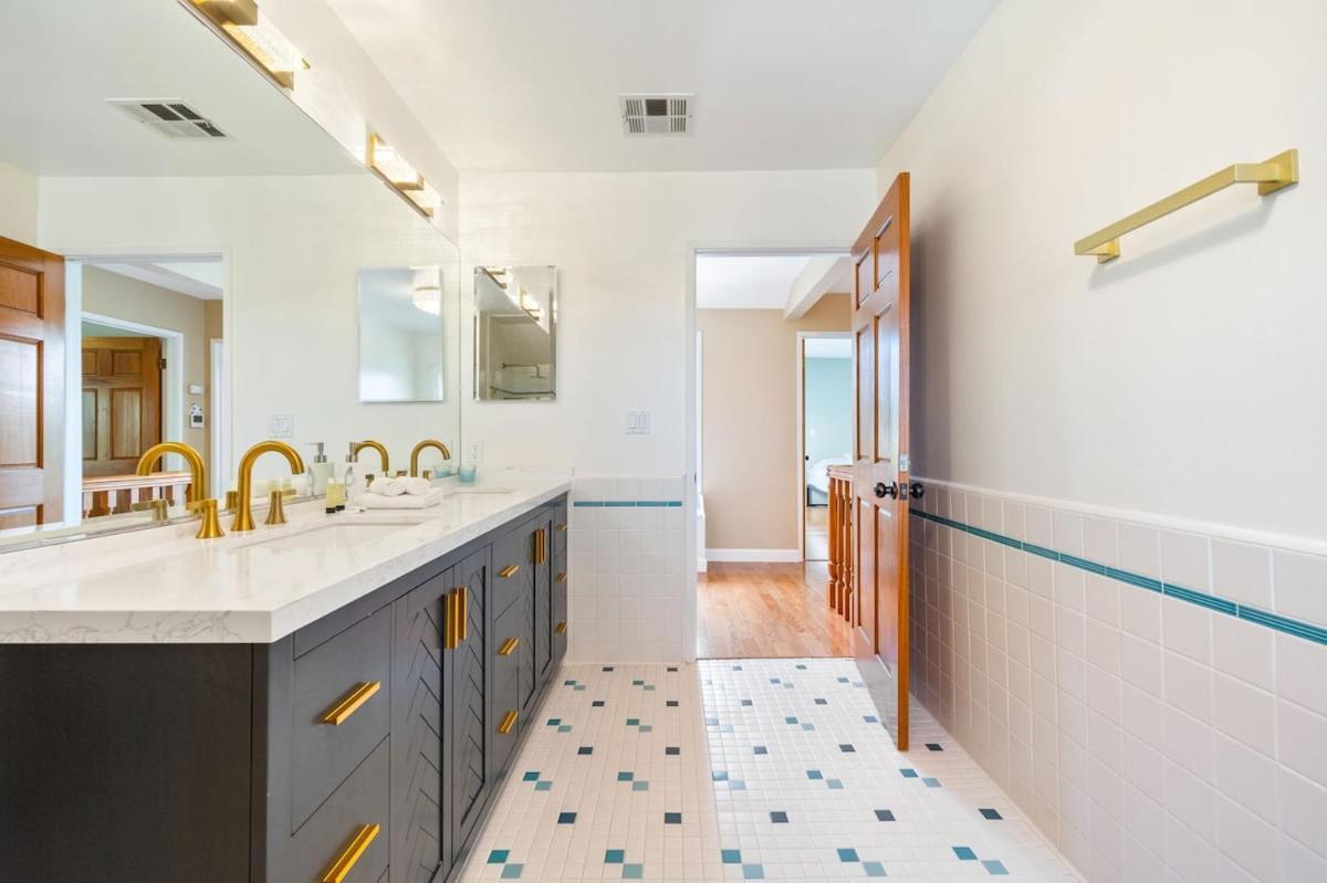 Beverly Hills 6br Haven W Pool Hot Tub *