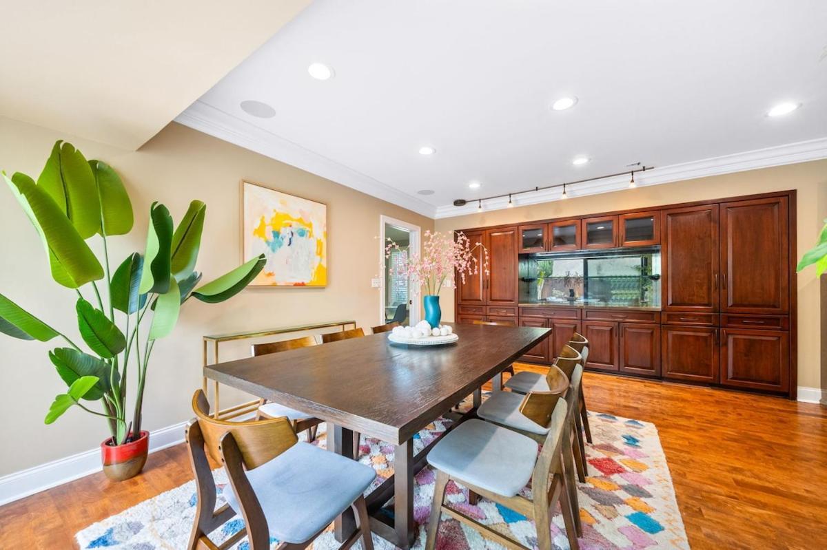 Holiday home Beverly Hills 6br Haven W Pool Hot Tub Los Angeles
