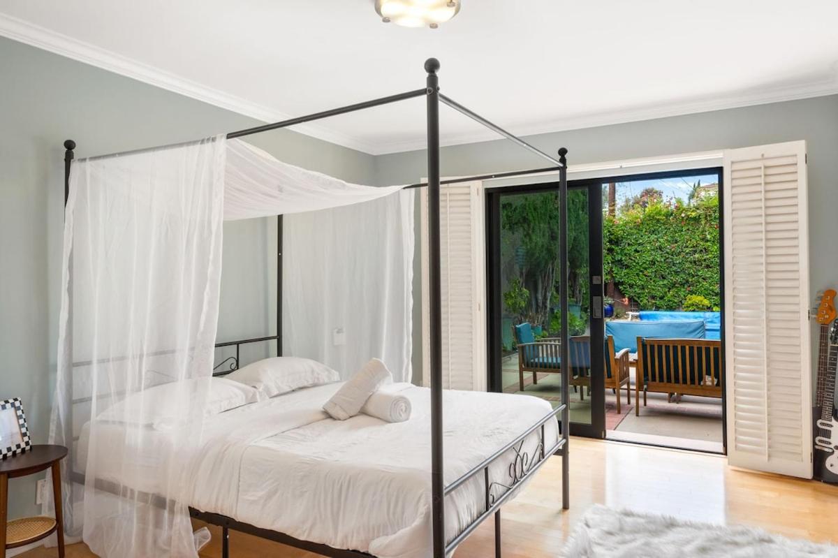 Casa de férias Beverly Hills 6br Haven W Pool Hot Tub Los Angeles