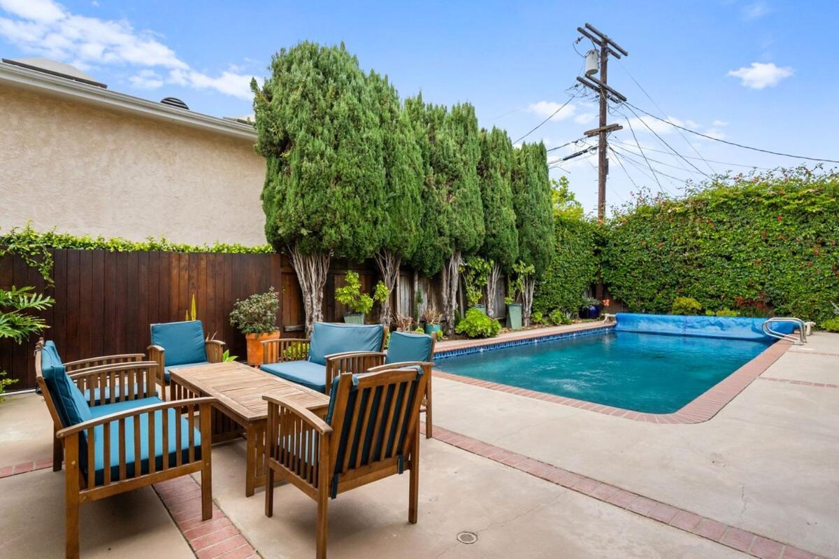 Beverly Hills 6br Haven W Pool Hot Tub Casa de férias Los Angeles