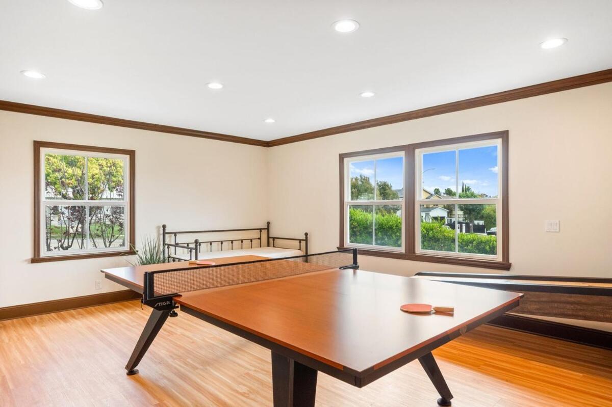 Casa de férias Beverly Hills 6br Haven W Pool Hot Tub Los Angeles